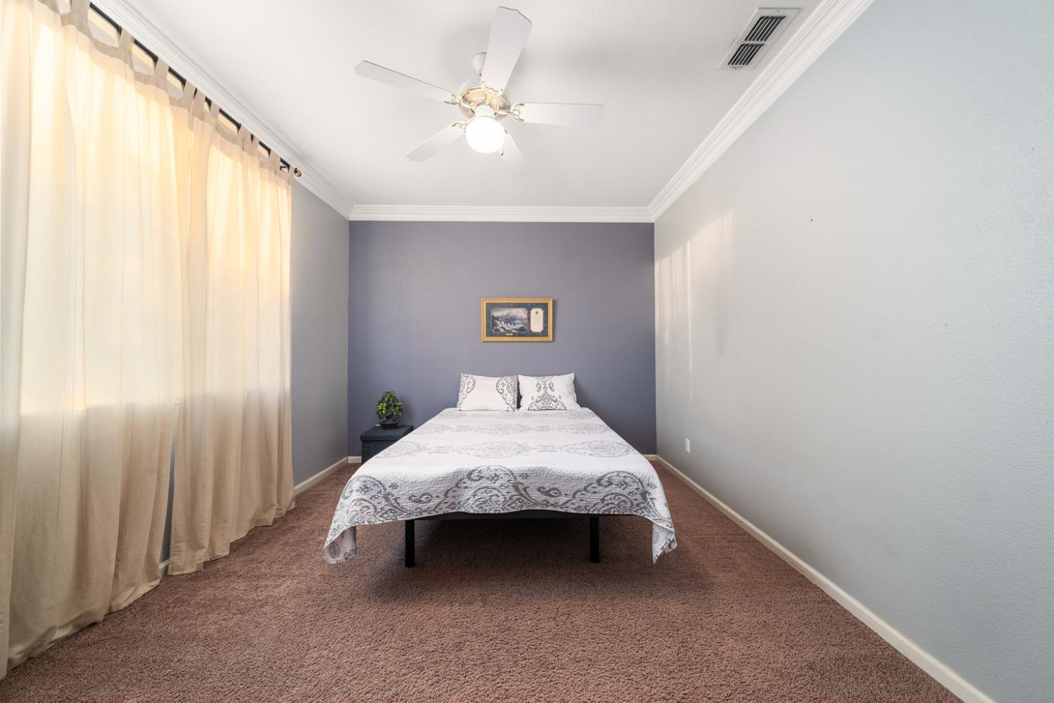 Detail Gallery Image 31 of 58 For 7788 Tigerwoods Dr, Sacramento,  CA 95829 - 5 Beds | 3/1 Baths