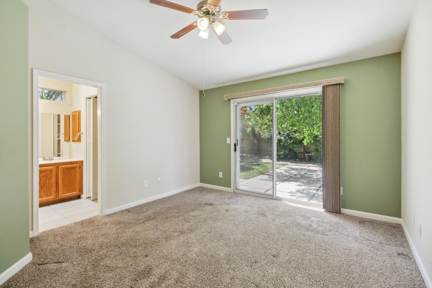 Lakespring Way, Sacramento, California image 26