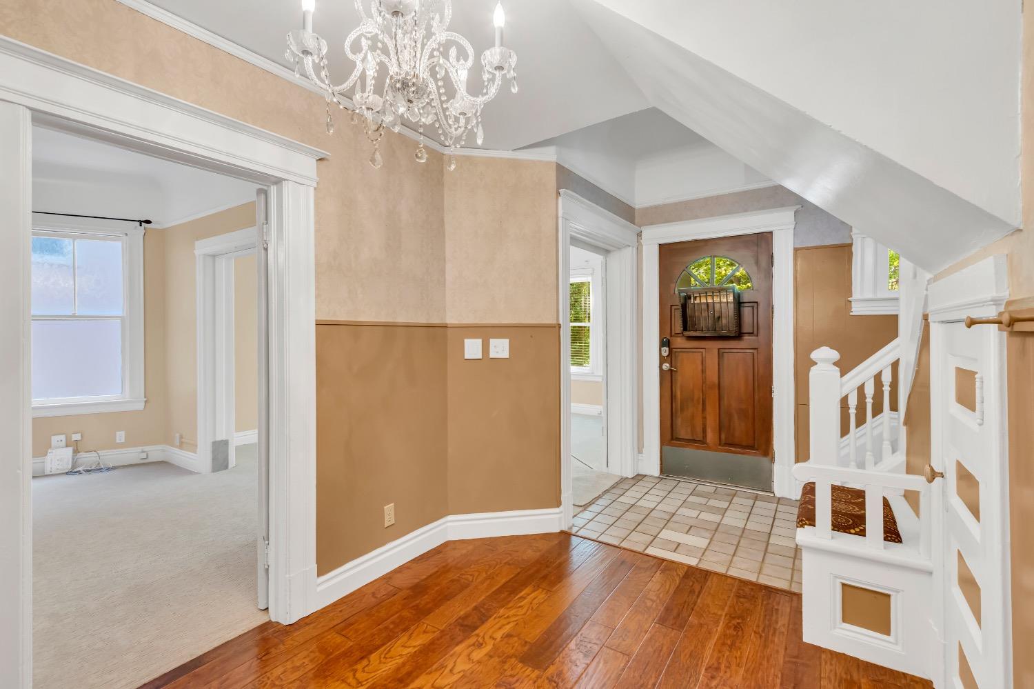 Detail Gallery Image 12 of 91 For 2321 H St, Sacramento,  CA 95816 - 4 Beds | 2 Baths