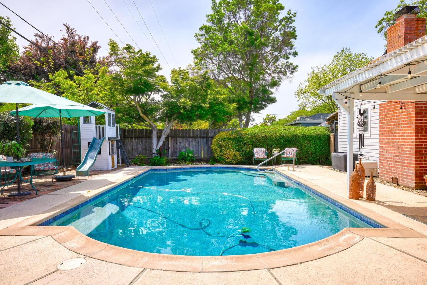W Mendocino Avenue, Stockton, California image 34