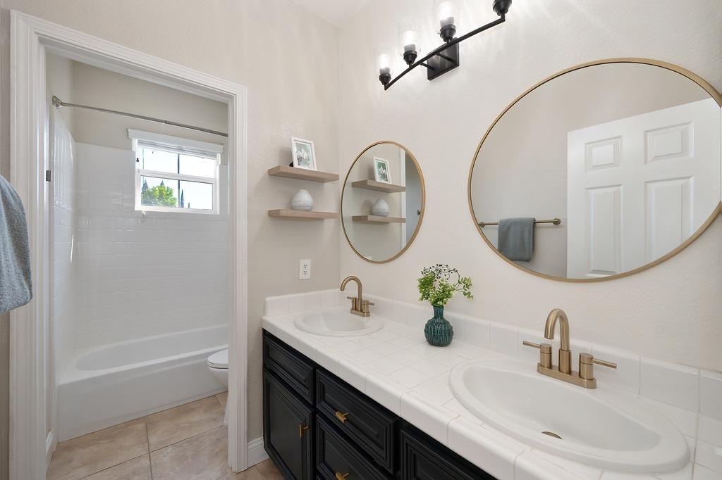 Detail Gallery Image 41 of 85 For 7301 Neblina Ct, Rancho Murieta,  CA 95683 - 4 Beds | 3 Baths