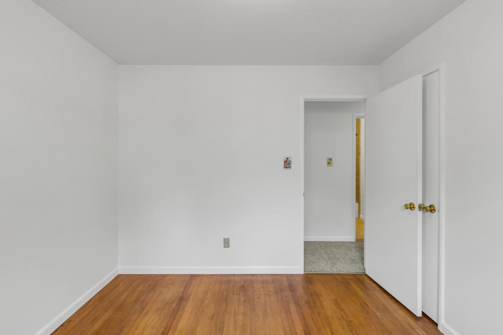 Saint James Drive, Carmichael, California image 32