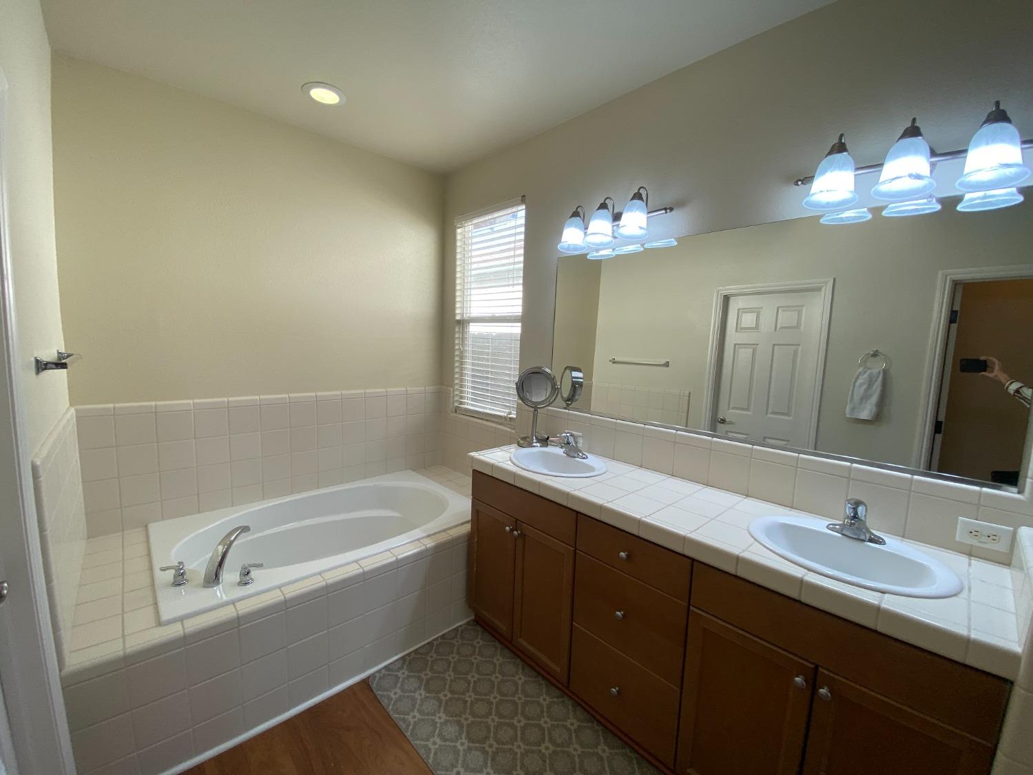 N San Michelle, Chowchilla, California image 43
