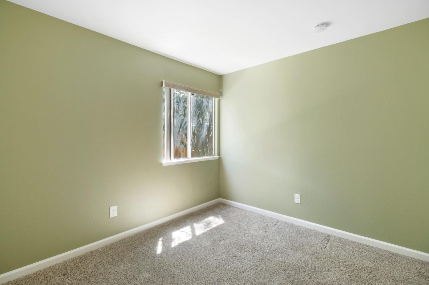Lakespring Way, Sacramento, California image 34