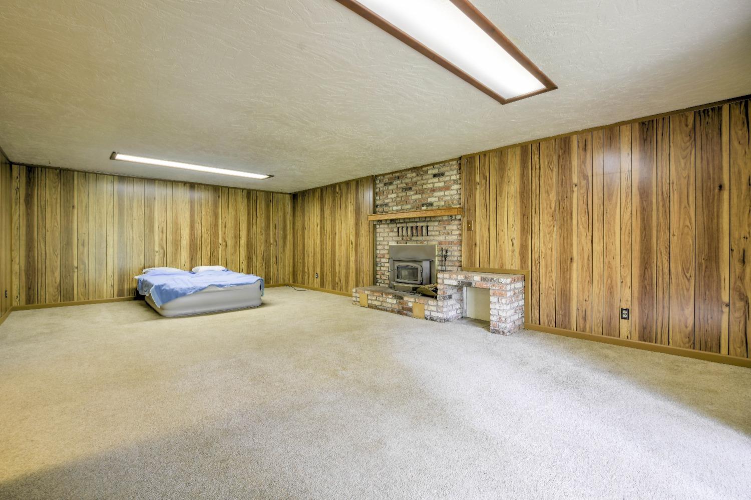 Elnora Drive, Penn Valley, California image 17