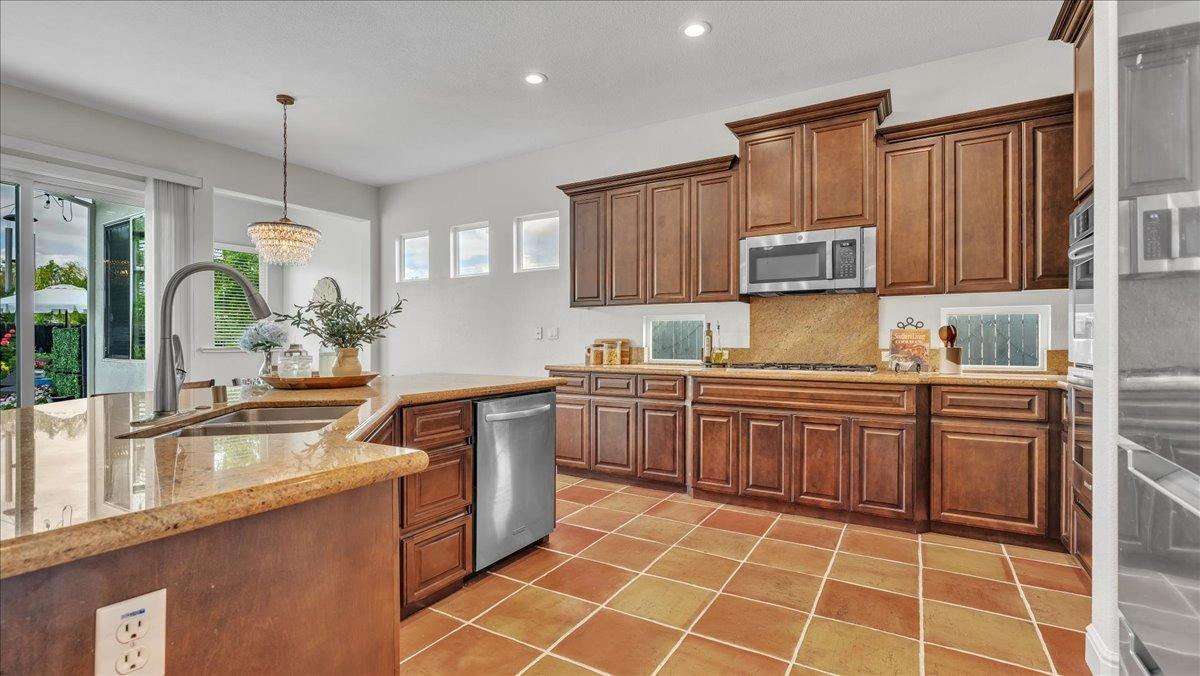 Fantail Court, Lincoln, California image 32