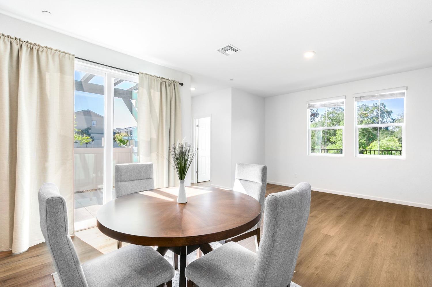 Detail Gallery Image 11 of 48 For 7875 Paseo De Mulch, Citrus Heights,  CA 95610 - 3 Beds | 2/1 Baths