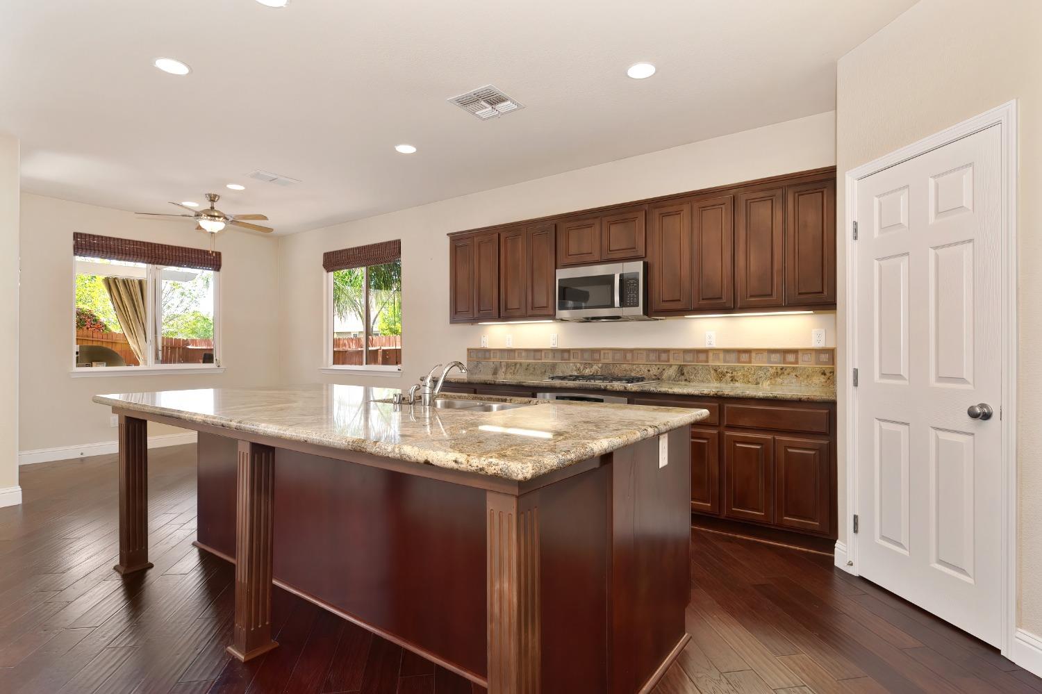 Tenaja Way, Rancho Cordova, California image 20