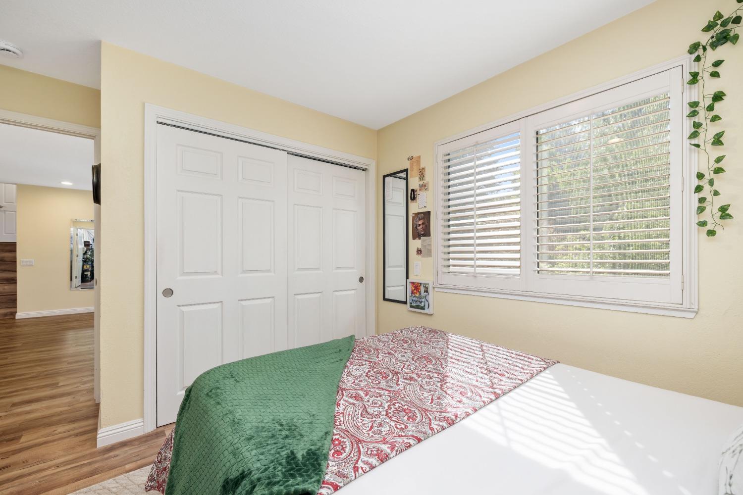 Chicago Avenue, Fair Oaks, California image 17