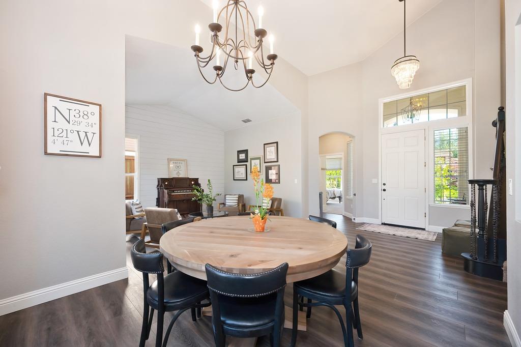Detail Gallery Image 8 of 85 For 7301 Neblina Ct, Rancho Murieta,  CA 95683 - 4 Beds | 3 Baths