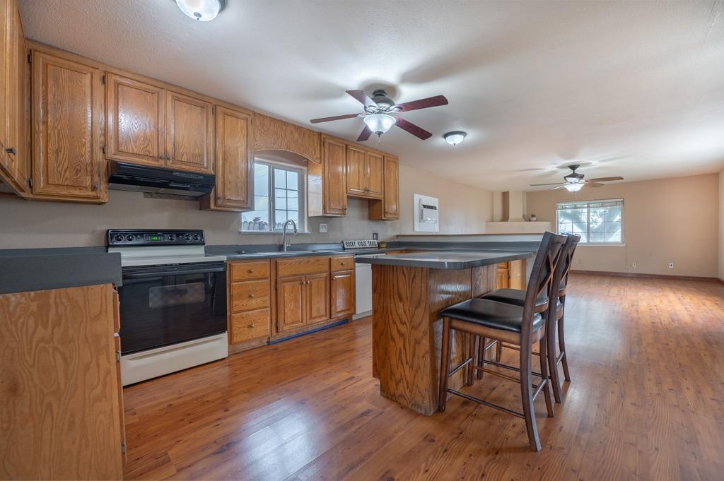 Arboga, Olivehurst, California image 24