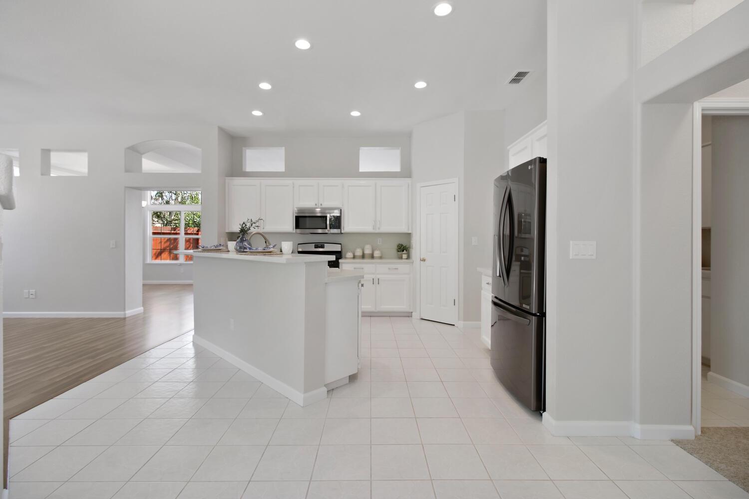 Bantam Way, Elk Grove, California image 17