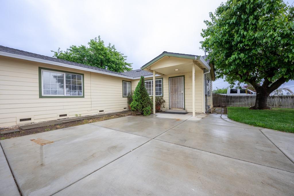 Arboga, Olivehurst, California image 6