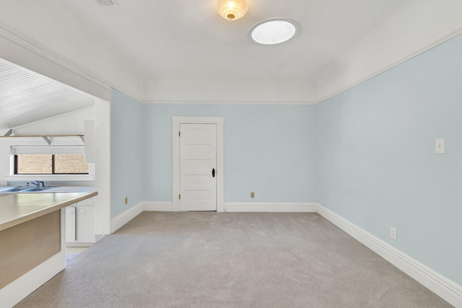 Detail Gallery Image 60 of 91 For 2321 H St, Sacramento,  CA 95816 - 4 Beds | 2 Baths