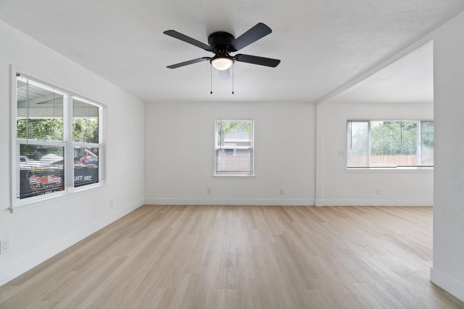 N Carruth Avenue, Fresno, California image 6