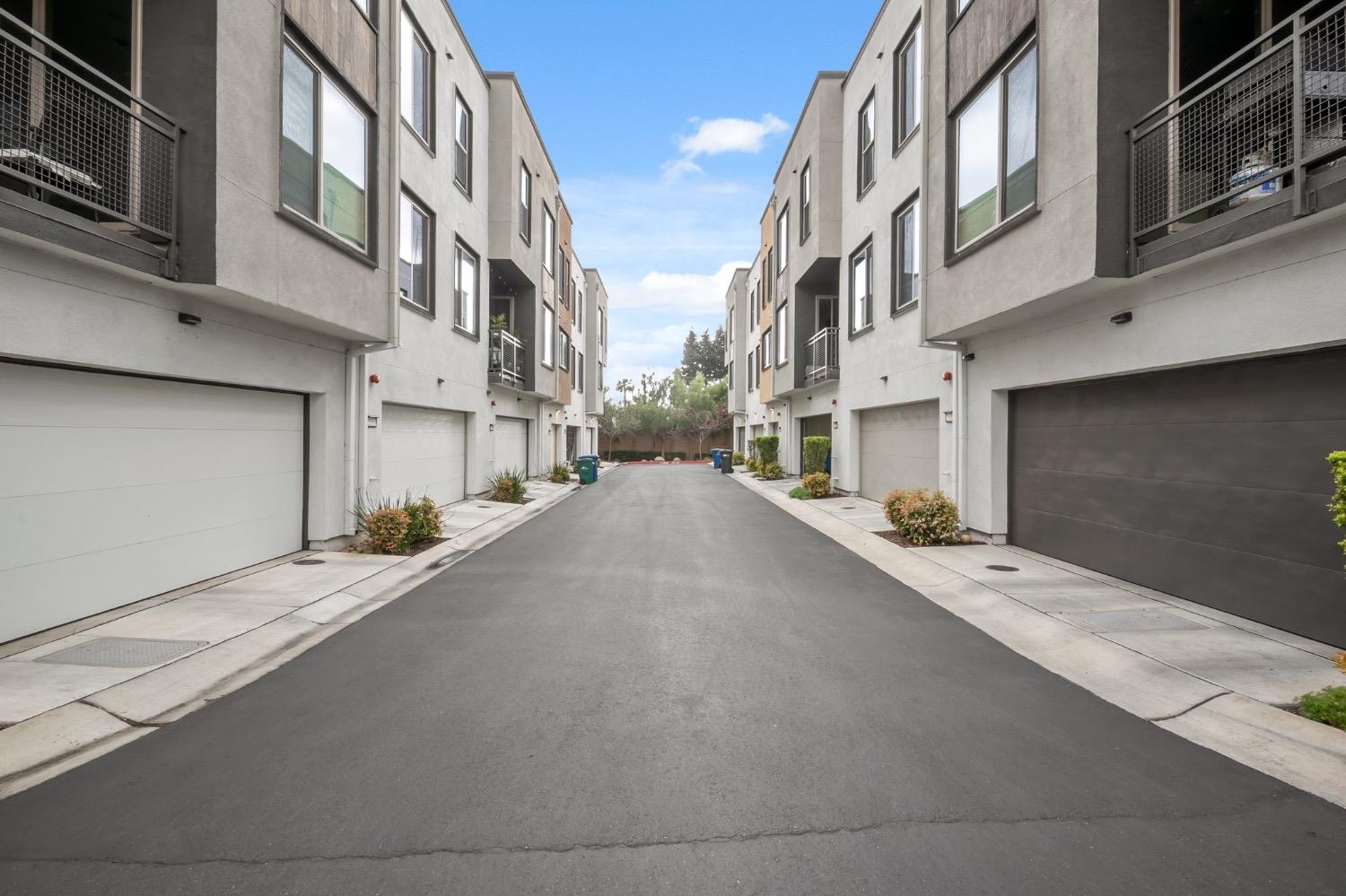 Parklane Drive, Hayward, California image 30