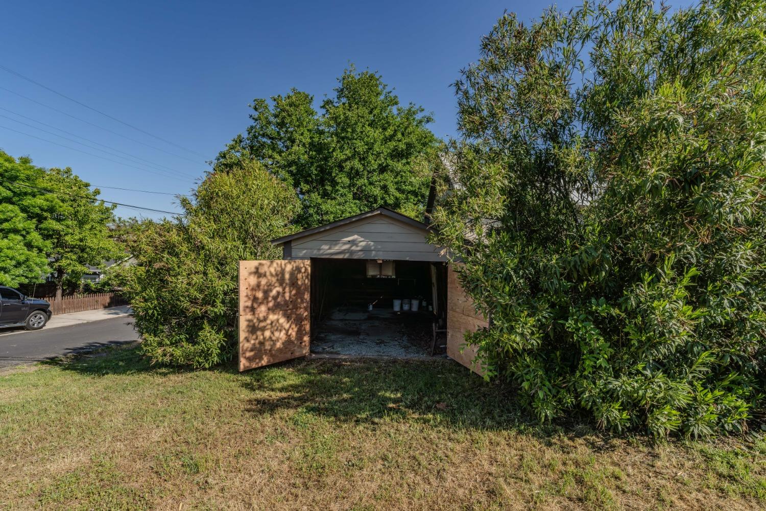 S Arroyo Seco Street, Ione, California image 34