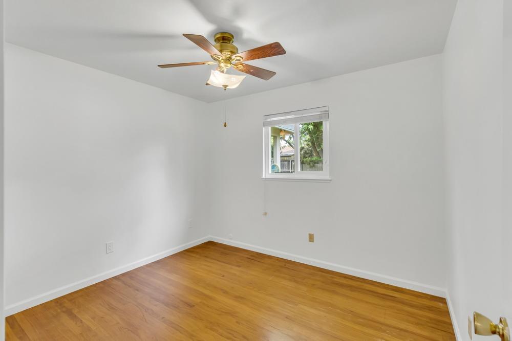 Saint James Drive, Carmichael, California image 37