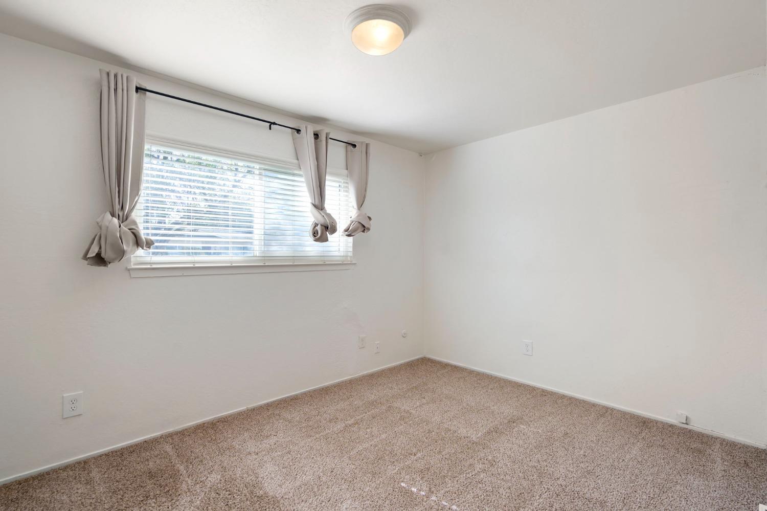 8 Fiske Avenue, Woodland, California image 15