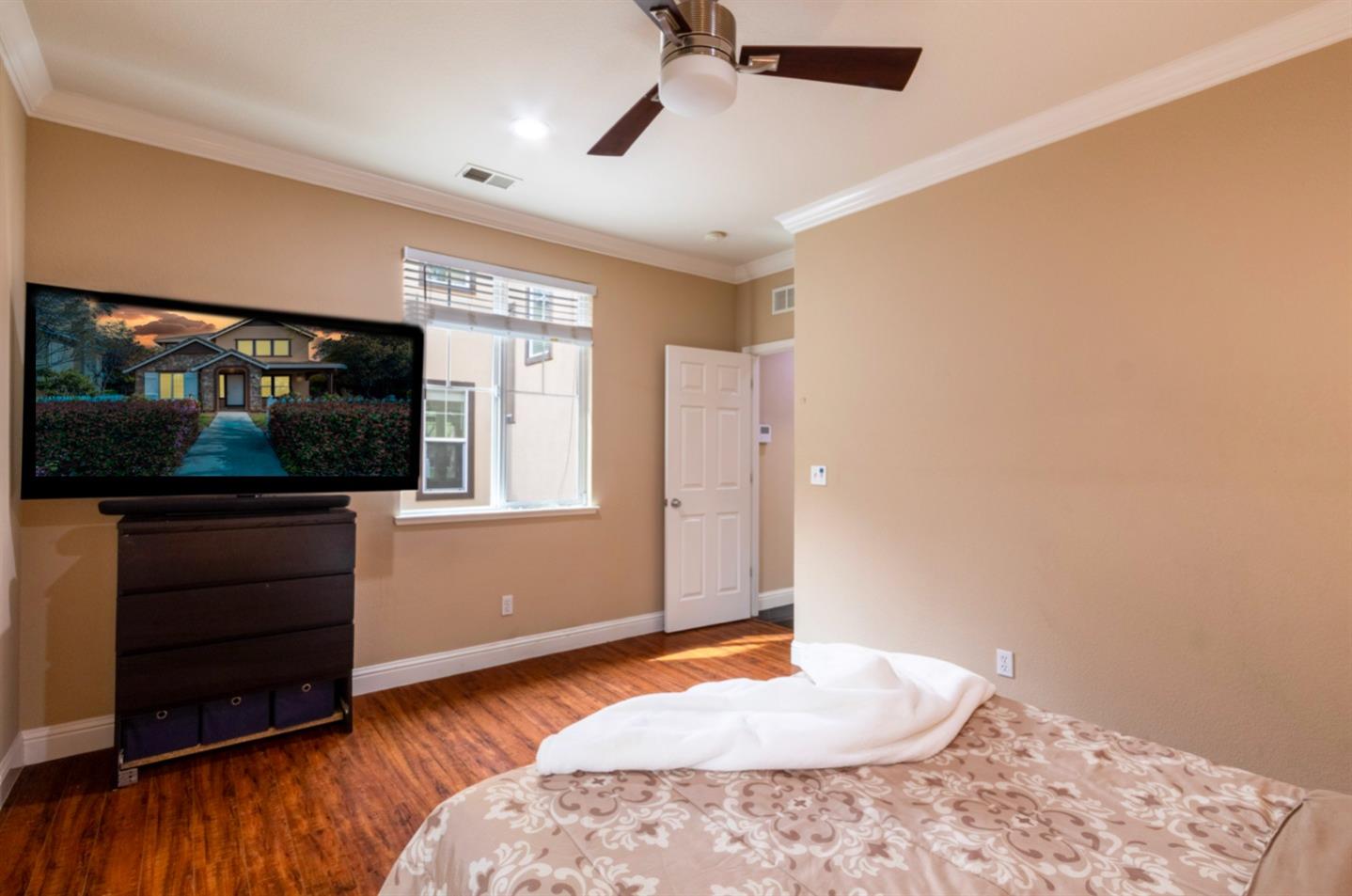 Detail Gallery Image 26 of 68 For 382 S Central Pkwy, Mountain House,  CA 95391 - 4 Beds | 4 Baths