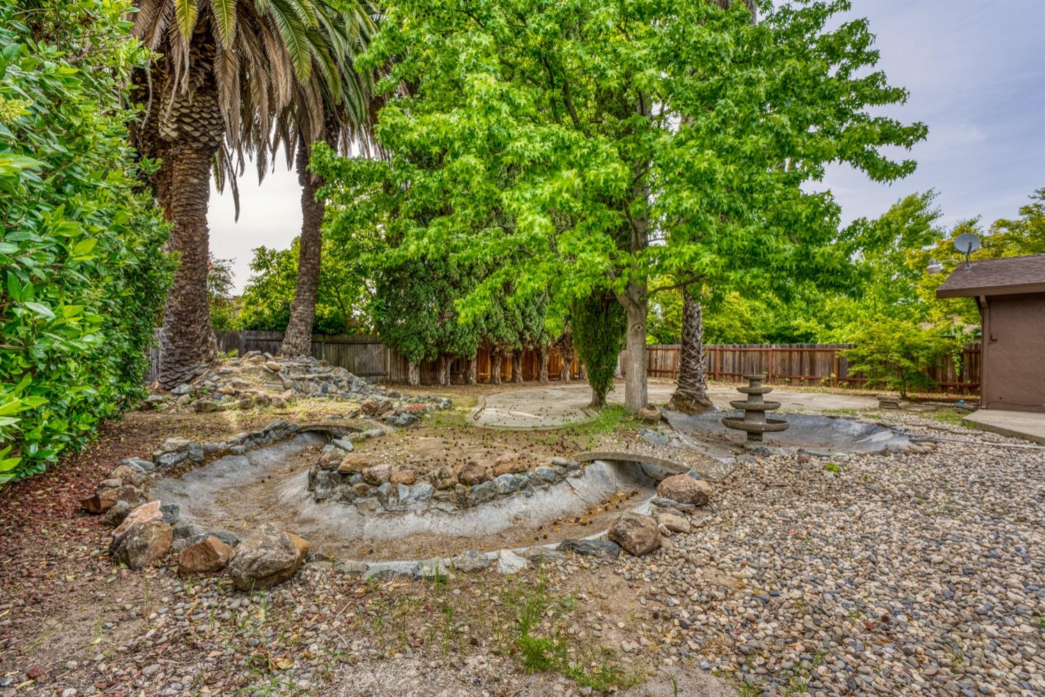 Rivercrest Drive, Sacramento, California image 27
