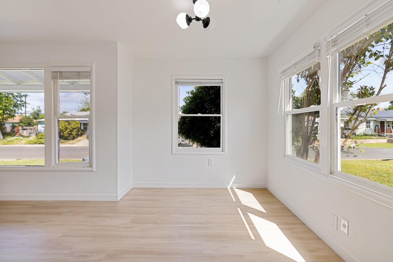De Ovan Avenue, Stockton, California image 8