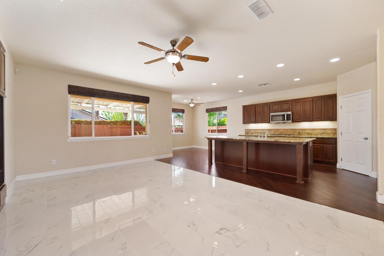 Tenaja Way, Rancho Cordova, California image 19