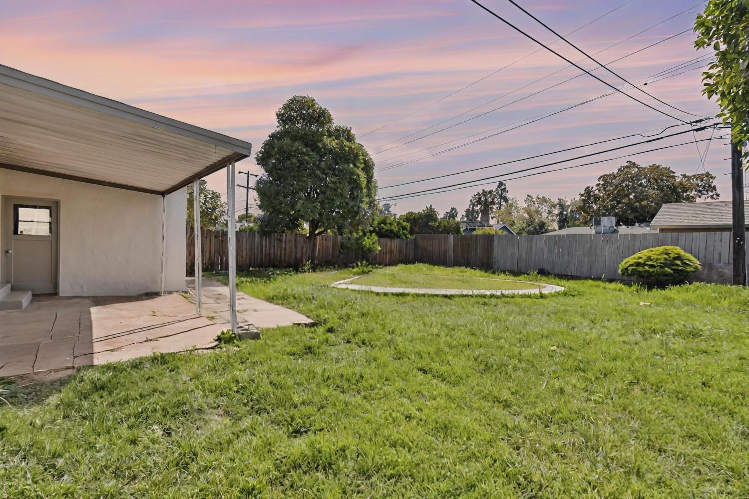 De Ovan Avenue, Stockton, California image 26