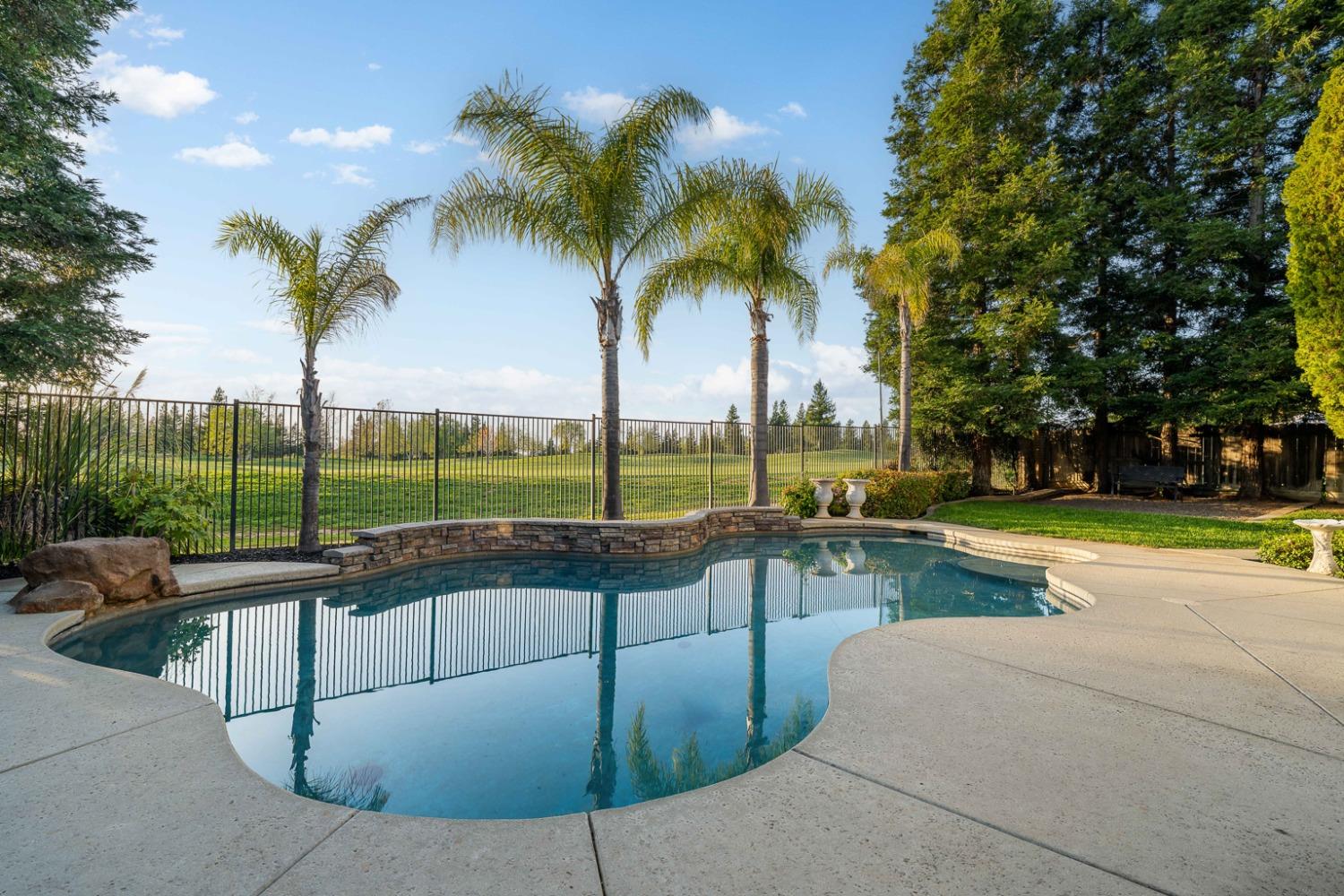 Detail Gallery Image 43 of 58 For 7788 Tigerwoods Dr, Sacramento,  CA 95829 - 5 Beds | 3/1 Baths