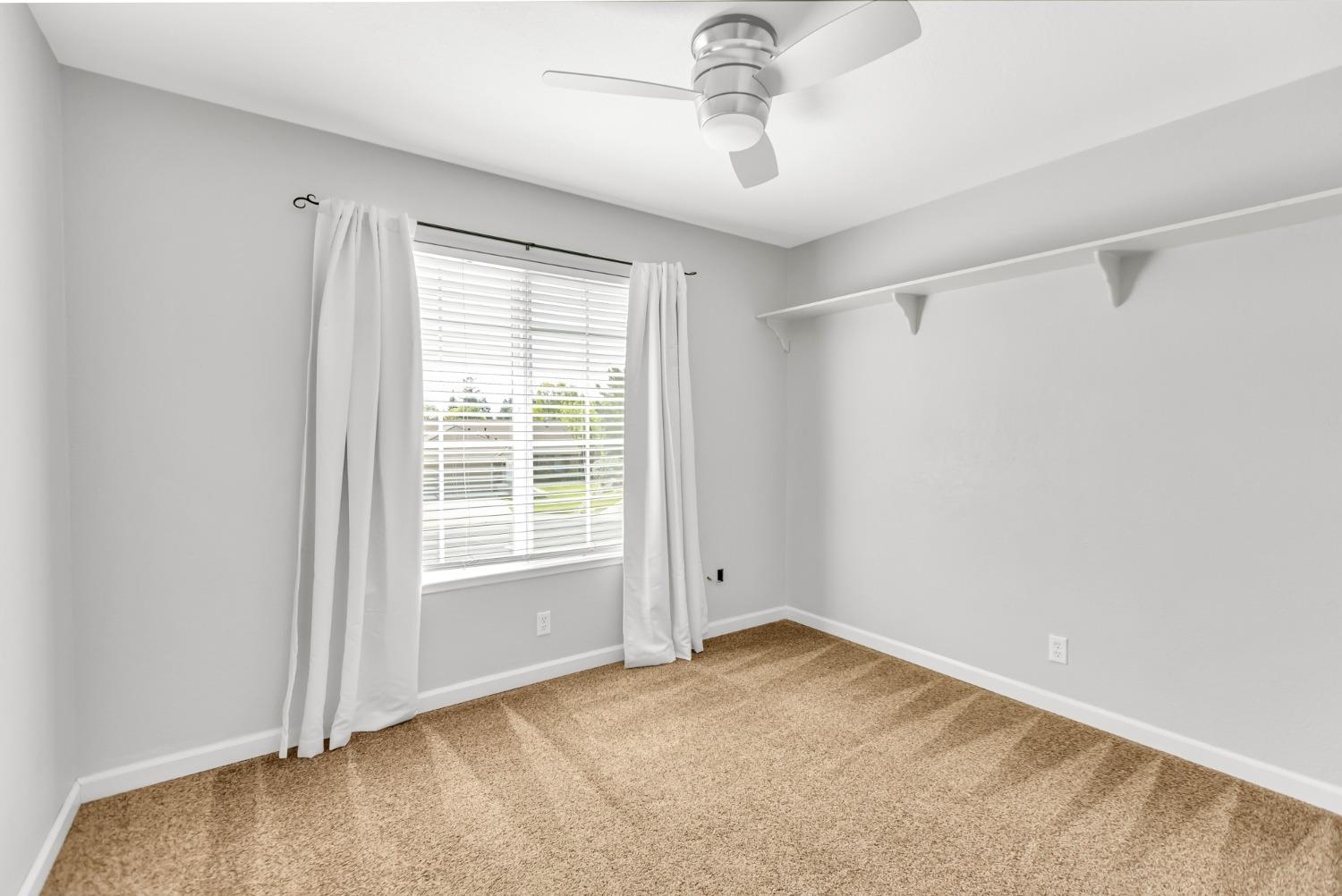 Queensbury Court, Elk Grove, California image 43