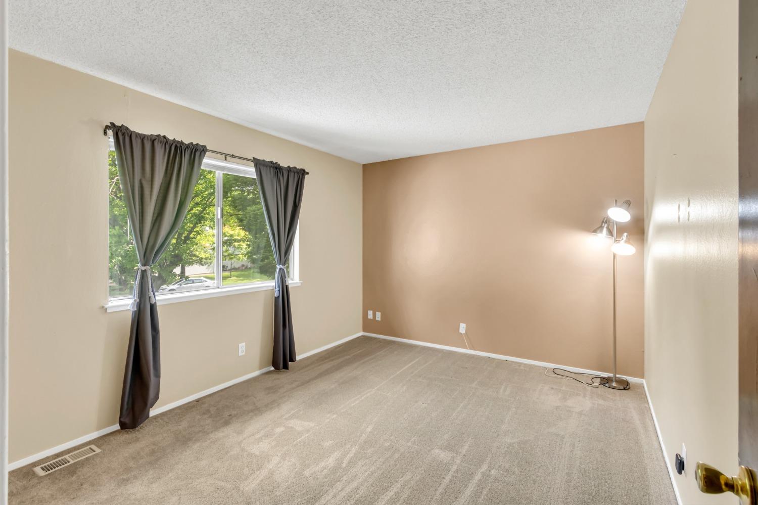 Bremen Drive #3, Citrus Heights, California image 25