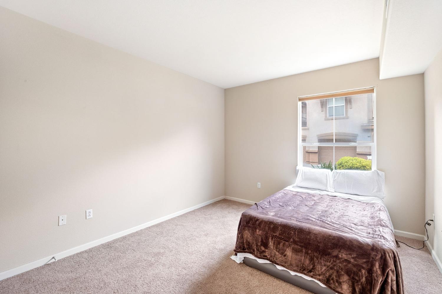 Photo #13: 225054575 Listing: Photo #13
