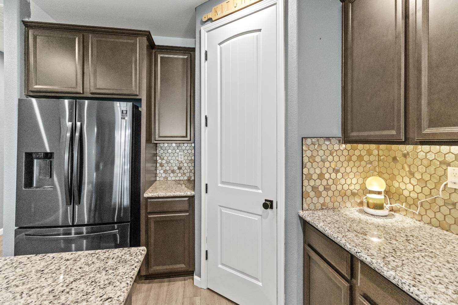 Kirkwood Court, Olivehurst, California image 11