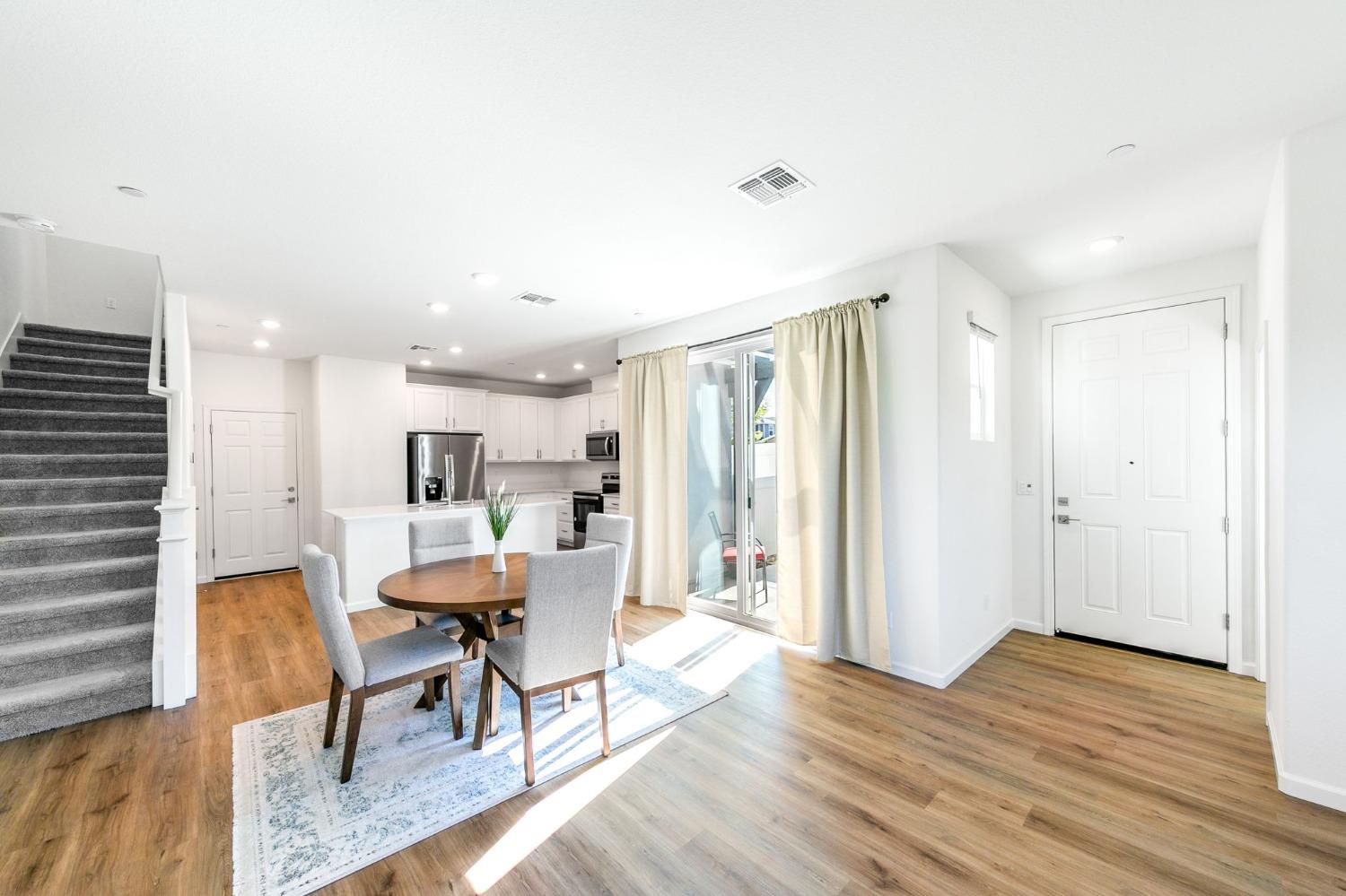Detail Gallery Image 10 of 48 For 7875 Paseo De Mulch, Citrus Heights,  CA 95610 - 3 Beds | 2/1 Baths