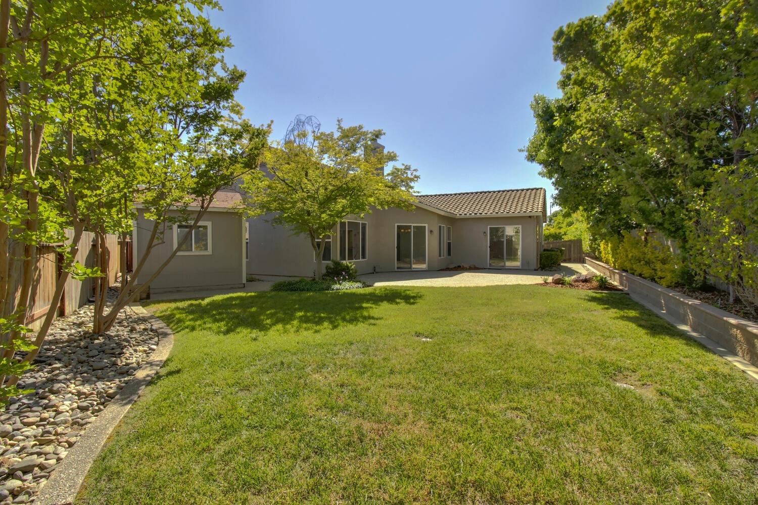 Bantam Way, Elk Grove, California image 43