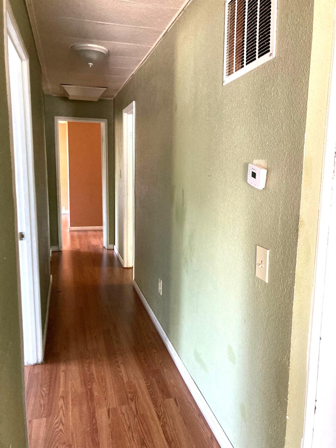Detail Gallery Image 9 of 19 For 5100 N Highway 99 194, Stockton,  CA 95212 - 3 Beds | 2 Baths
