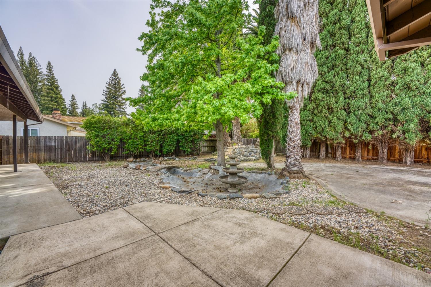 Rivercrest Drive, Sacramento, California image 25