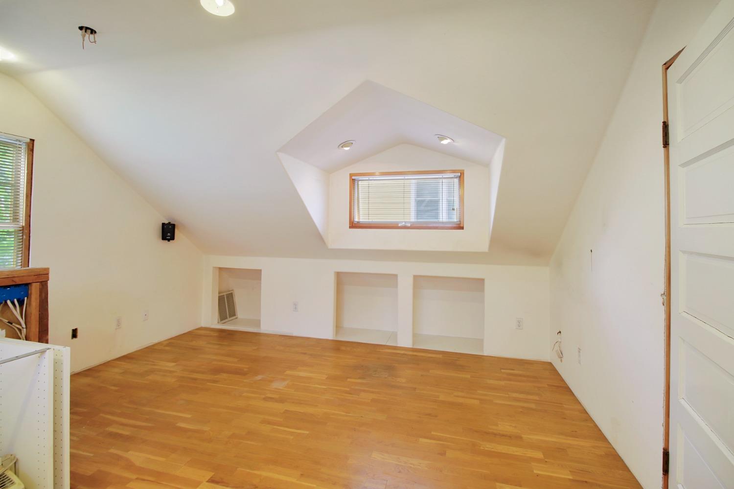 Detail Gallery Image 42 of 58 For 2322 I St, Sacramento,  CA 95816 - 4 Beds | 2 Baths