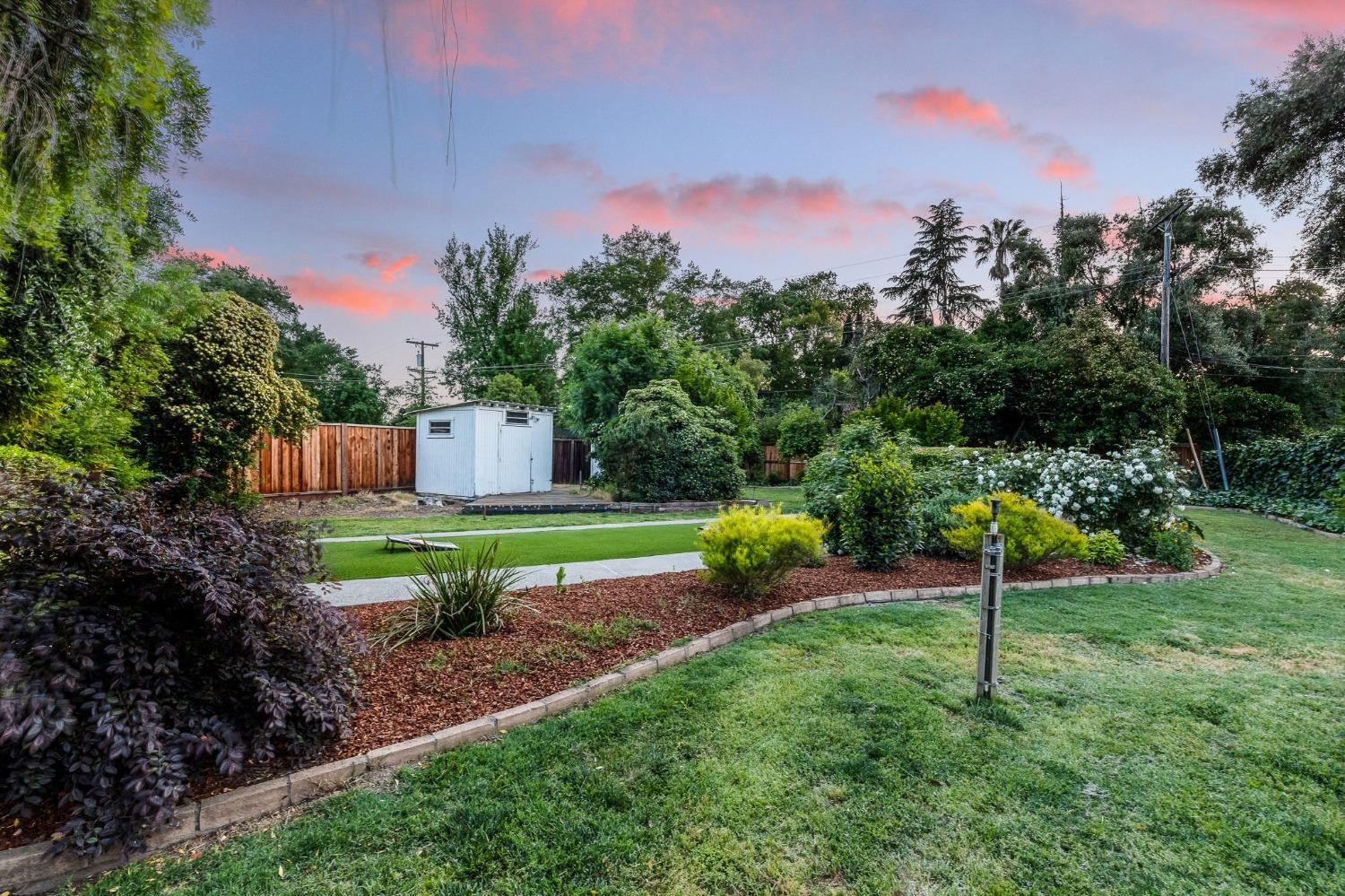 Meadowbrook Drive, Davis, California image 8