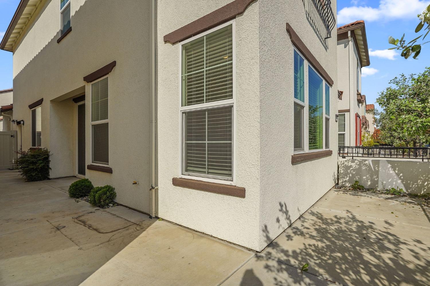 Pleasant Grove Blvd, Roseville, California image 31