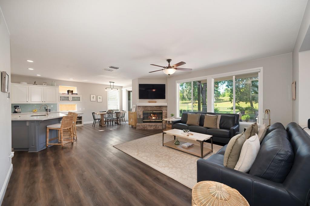 Detail Gallery Image 15 of 85 For 7301 Neblina Ct, Rancho Murieta,  CA 95683 - 4 Beds | 3 Baths