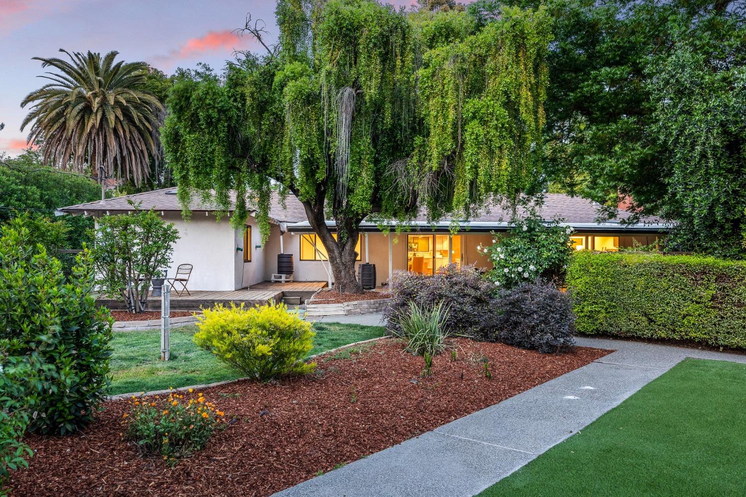 Meadowbrook Drive, Davis, California image 10
