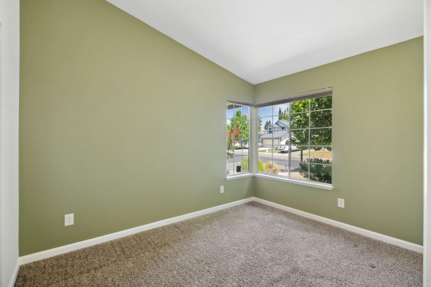 Lakespring Way, Sacramento, California image 36