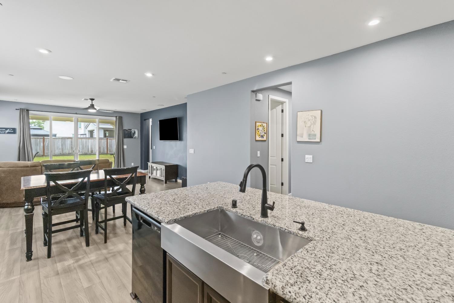 Kirkwood Court, Olivehurst, California image 14