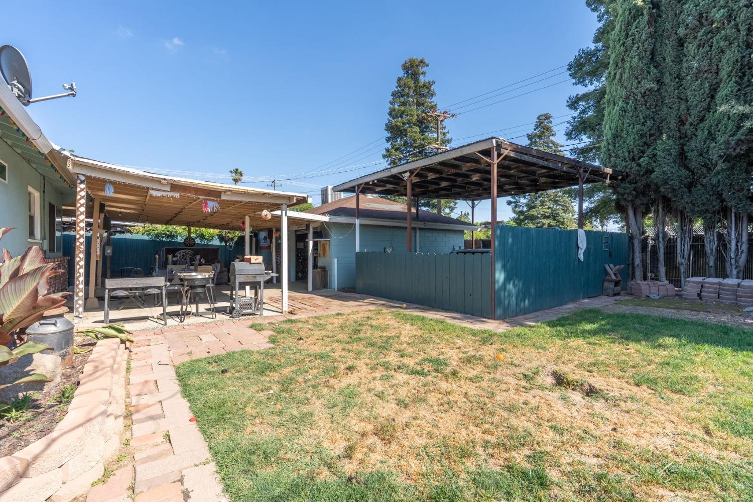 Miller Avenue, Modesto, California image 3