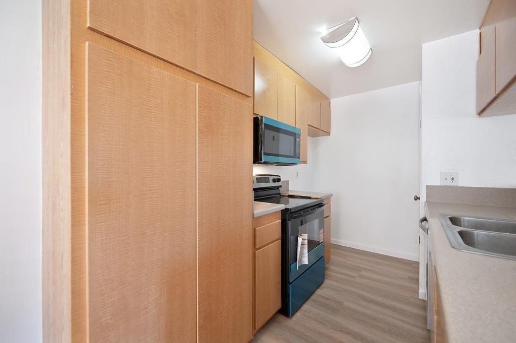 Photo #11: 225054079 Listing: Photo #11