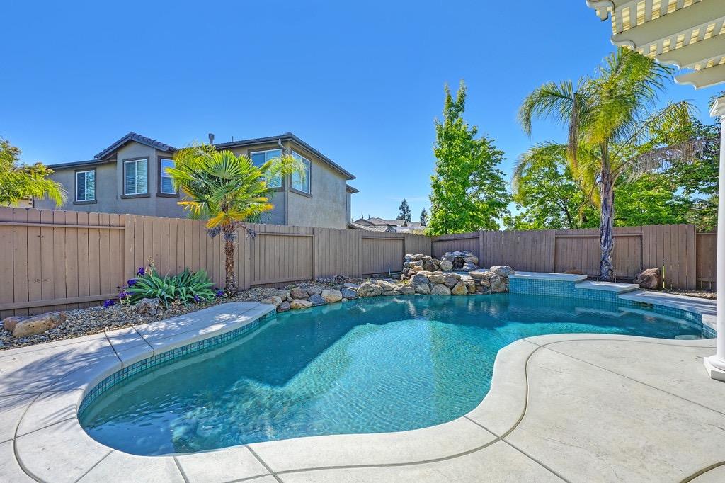 Sandwick Way, Folsom, California image 34
