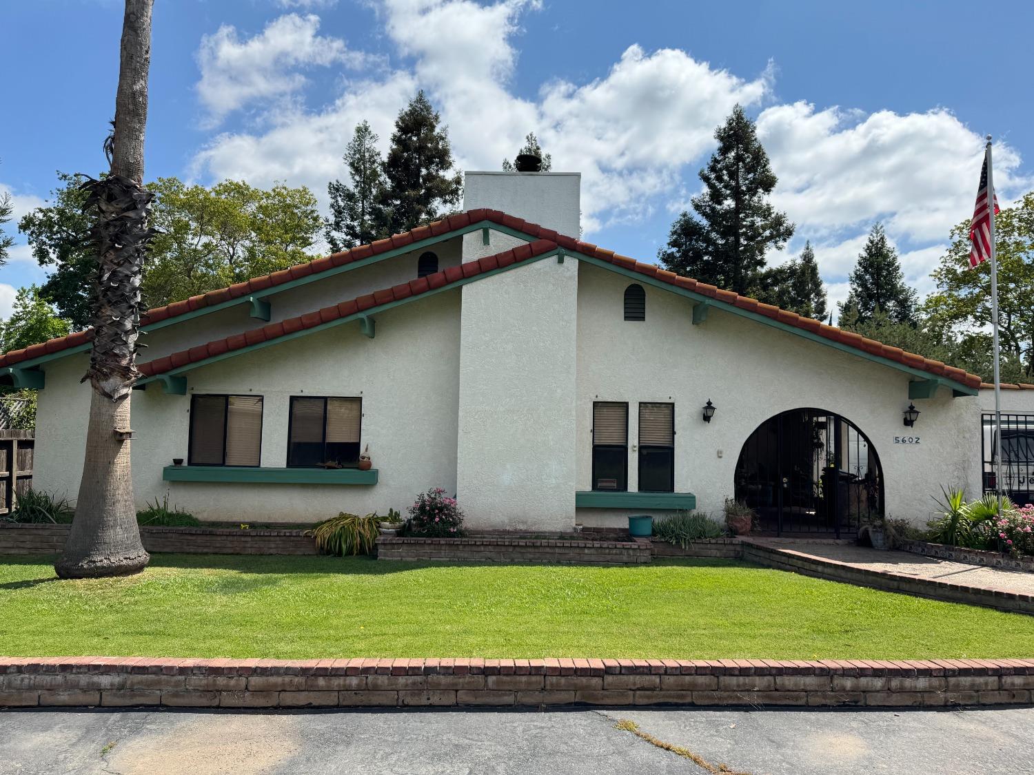 Kenneth Avenue, Carmichael, California image 3