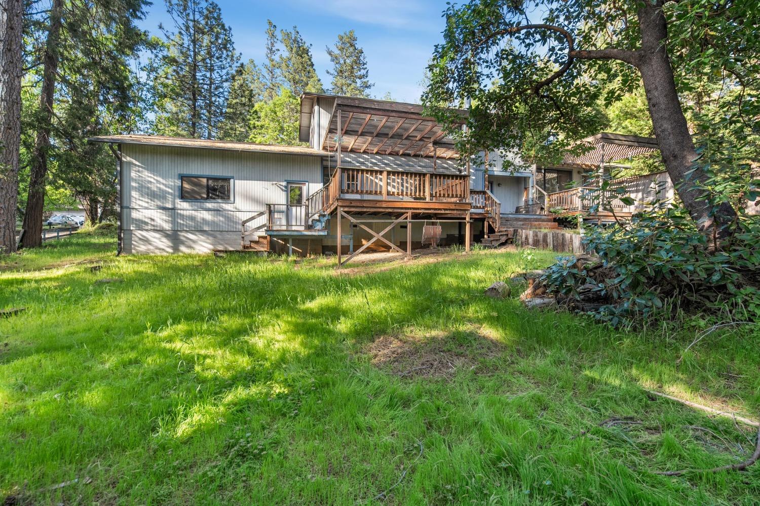 Terrace Pines Court, Grass Valley, California image 1