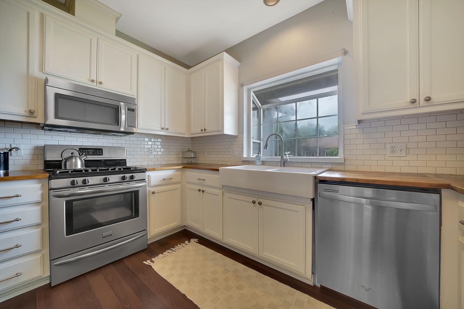 Birchwood Court, Ione, California image 14